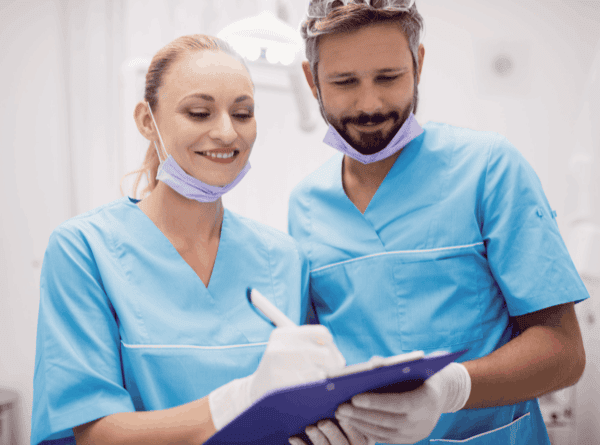 Асистент / Медицинска сестра